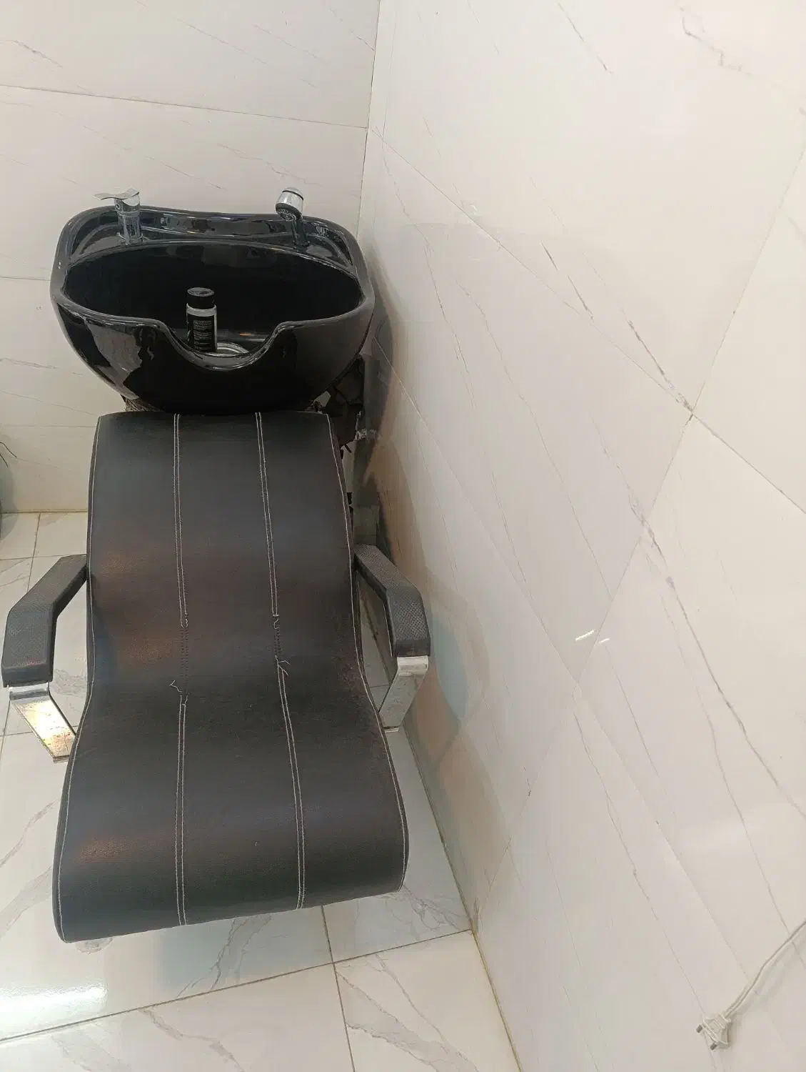 سرشور وآینه کنسول اریشگاه|آرایشگاه و سالنهای زیبایی|شاهدشهر, |دیوار