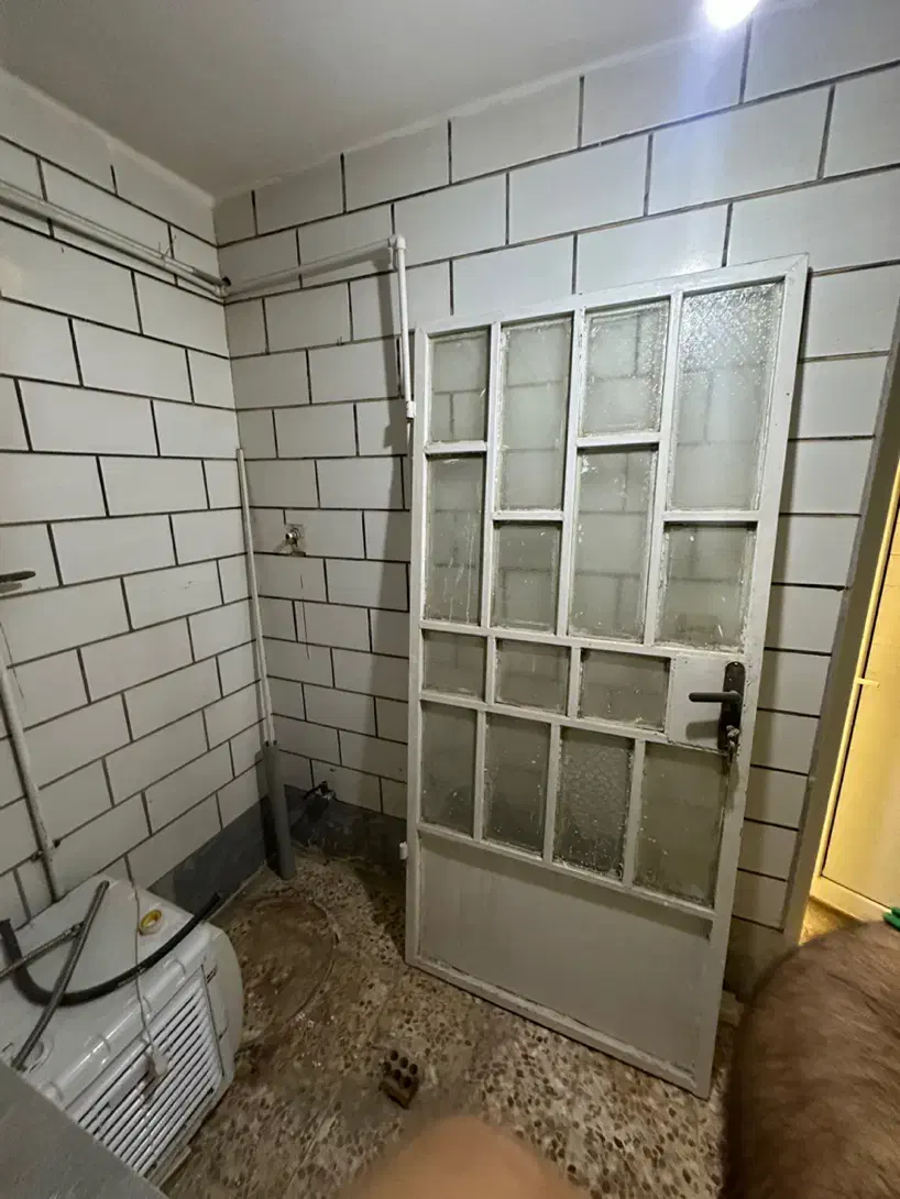 در آهنی و ۵عدد در اتاق خاب چوبی|مصالح و تجهیزات ساختمان|بندر ماهشهر, |دیوار