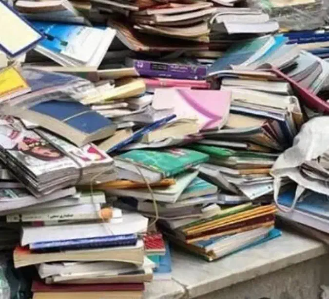«خرید کتاب و دفتر وکاغذ باطله به صورت سیار»|عمدهفروشی|شاهینشهر, شهرک امام علی|دیوار