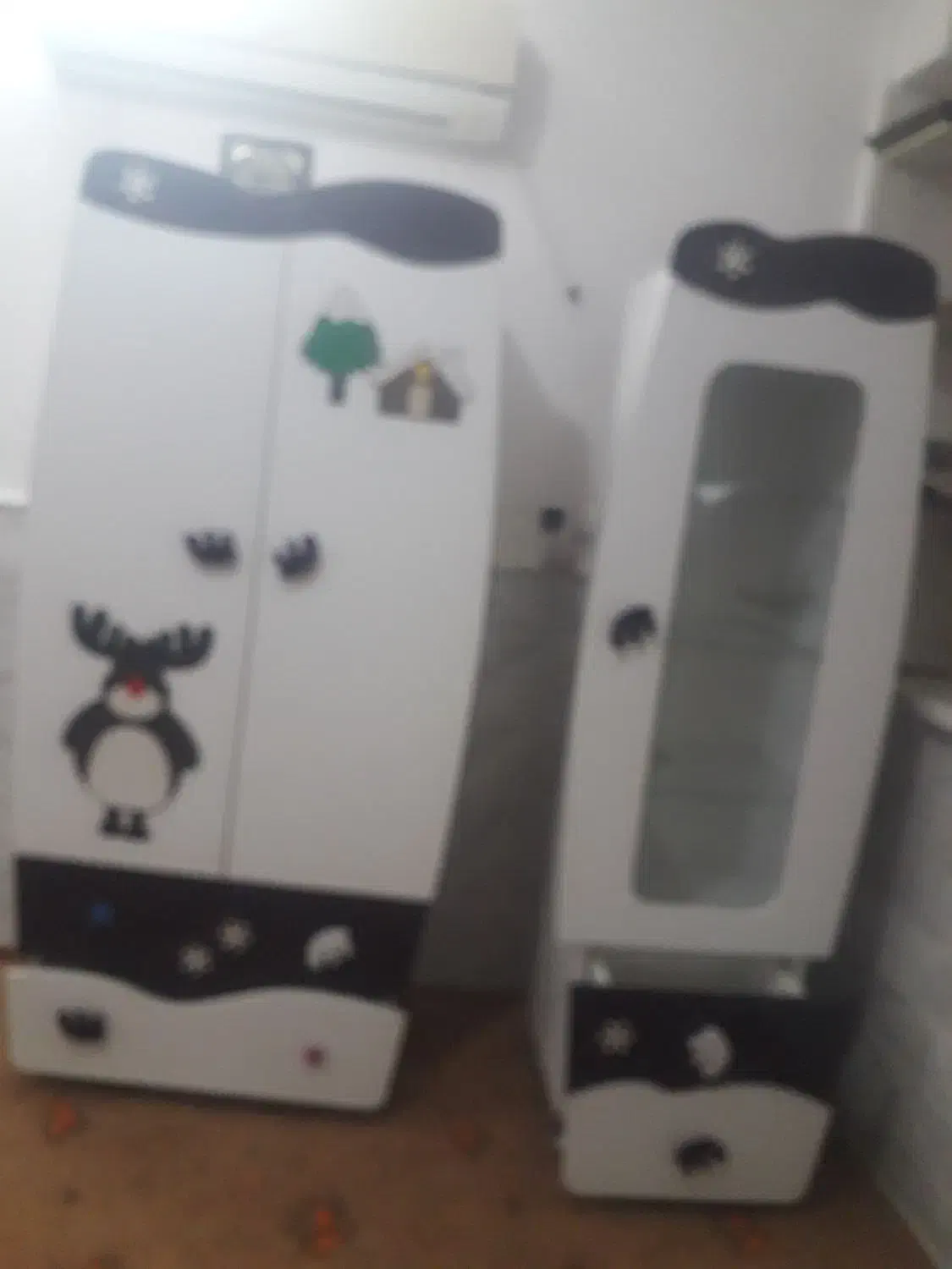 کمد بچه|تخت و سرویس خواب|قم, باغ شریفی|دیوار