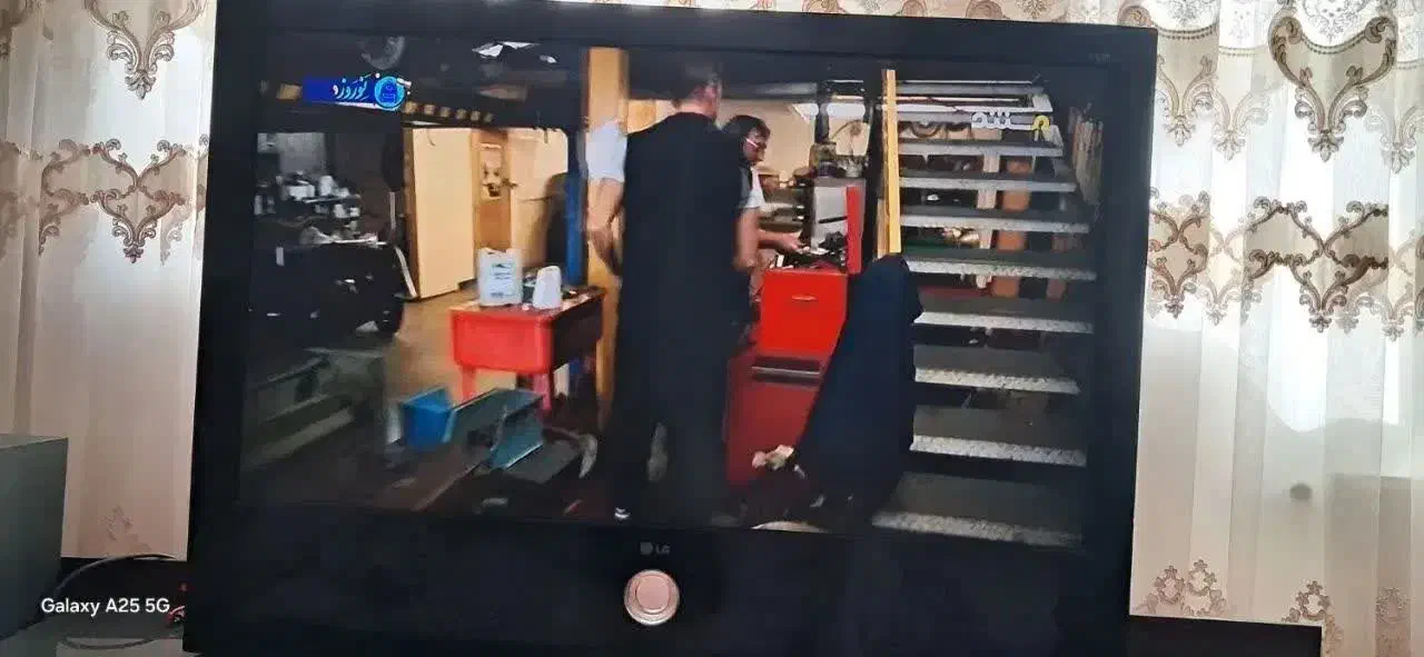 تلوزیون 42 اینچ ال جی اصل|تلویزیون و پروژکتور|دهدشت, |دیوار