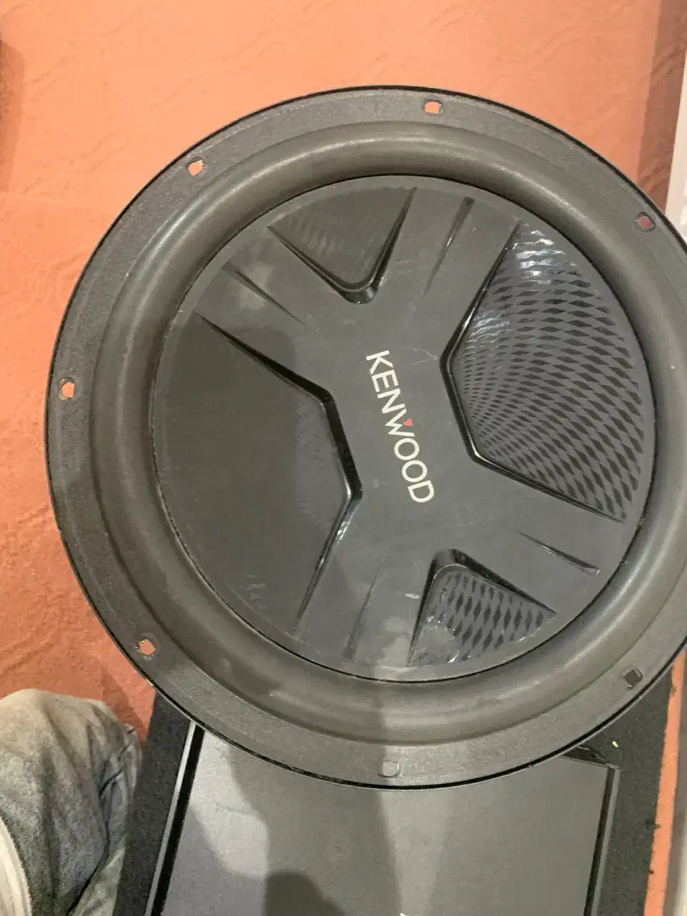 ساب کنوود|صوتی و تصویری|اصفهان, آبشار|دیوار