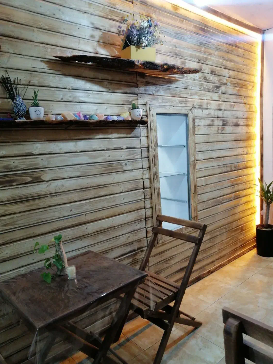 دکور چوبی|فروشگاه و مغازه|قم, پردیسان|دیوار