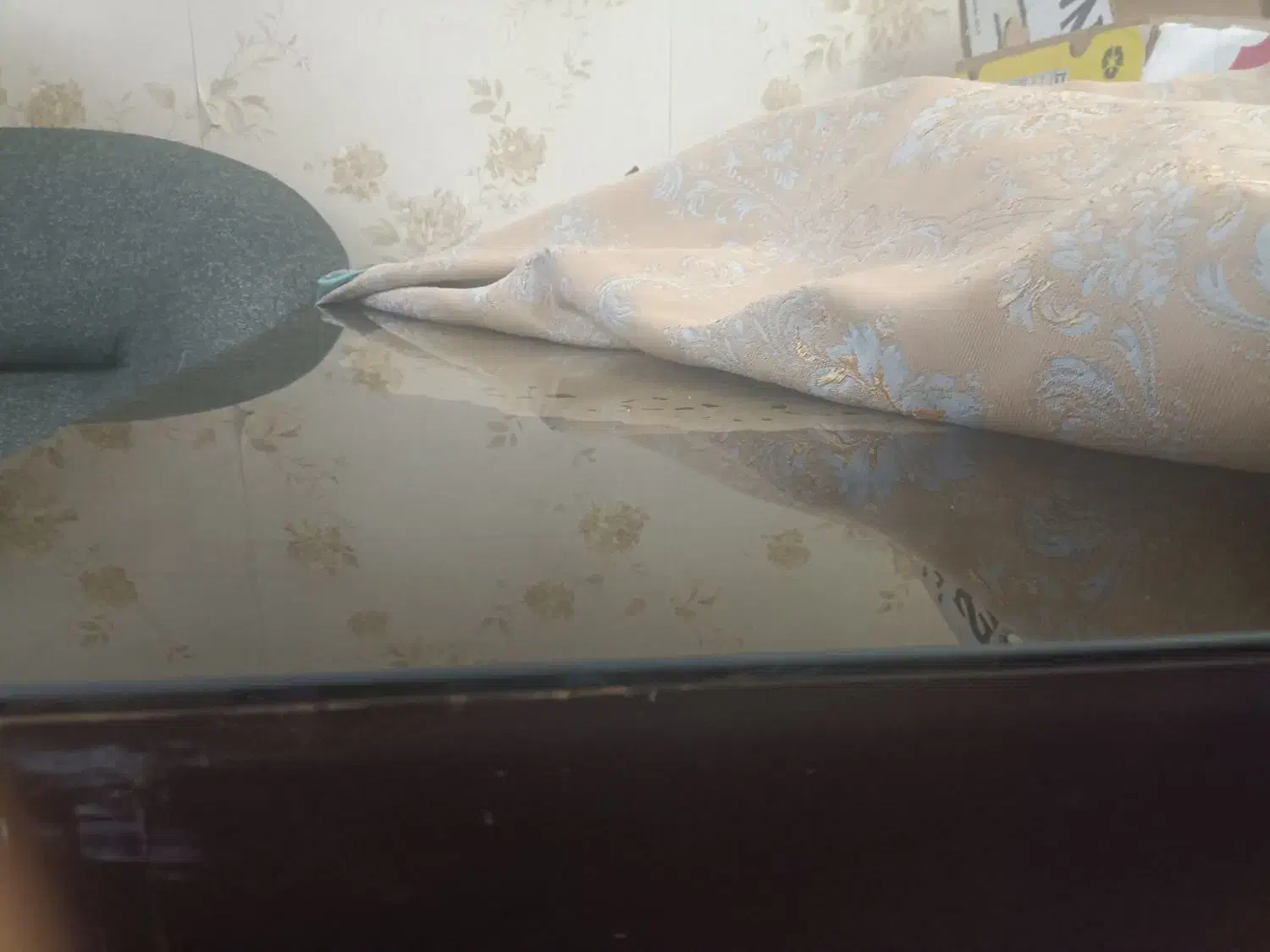 شیشه میز ناهار خوری هشت نفره|میز و صندلی غذاخوری|تهران, خاک سفید|دیوار