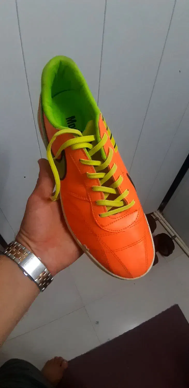 کتونی سالنی نایک مجستا|ورزش‌های توپی|قم, آزادگان|دیوار