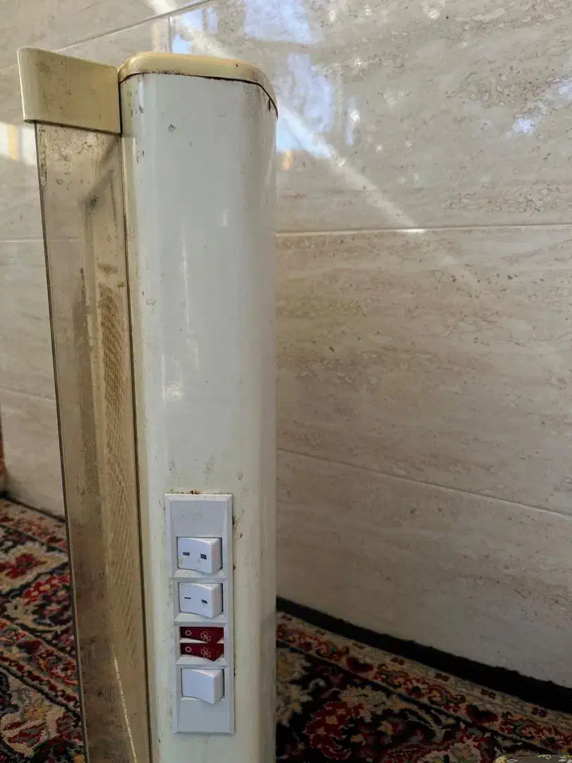 هود|هود|لاهیجان, حاجی آباد|دیوار