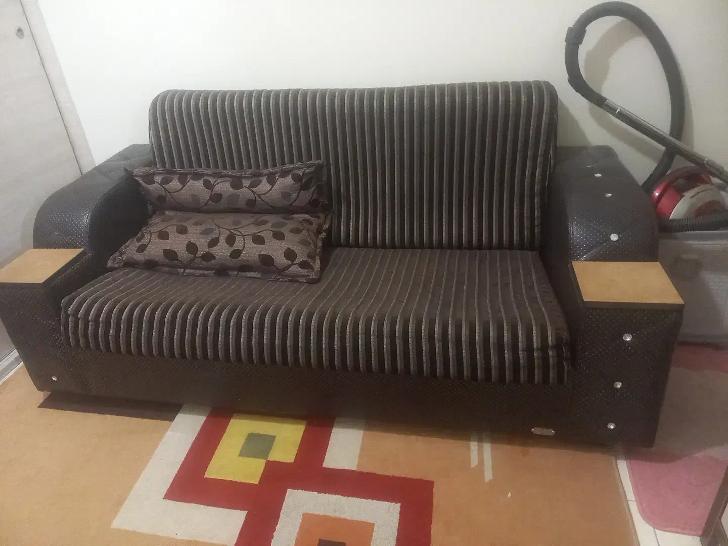 کاناپه تخت خواب شو|مبلمان خانگی و میز عسلی|باغستان, |دیوار