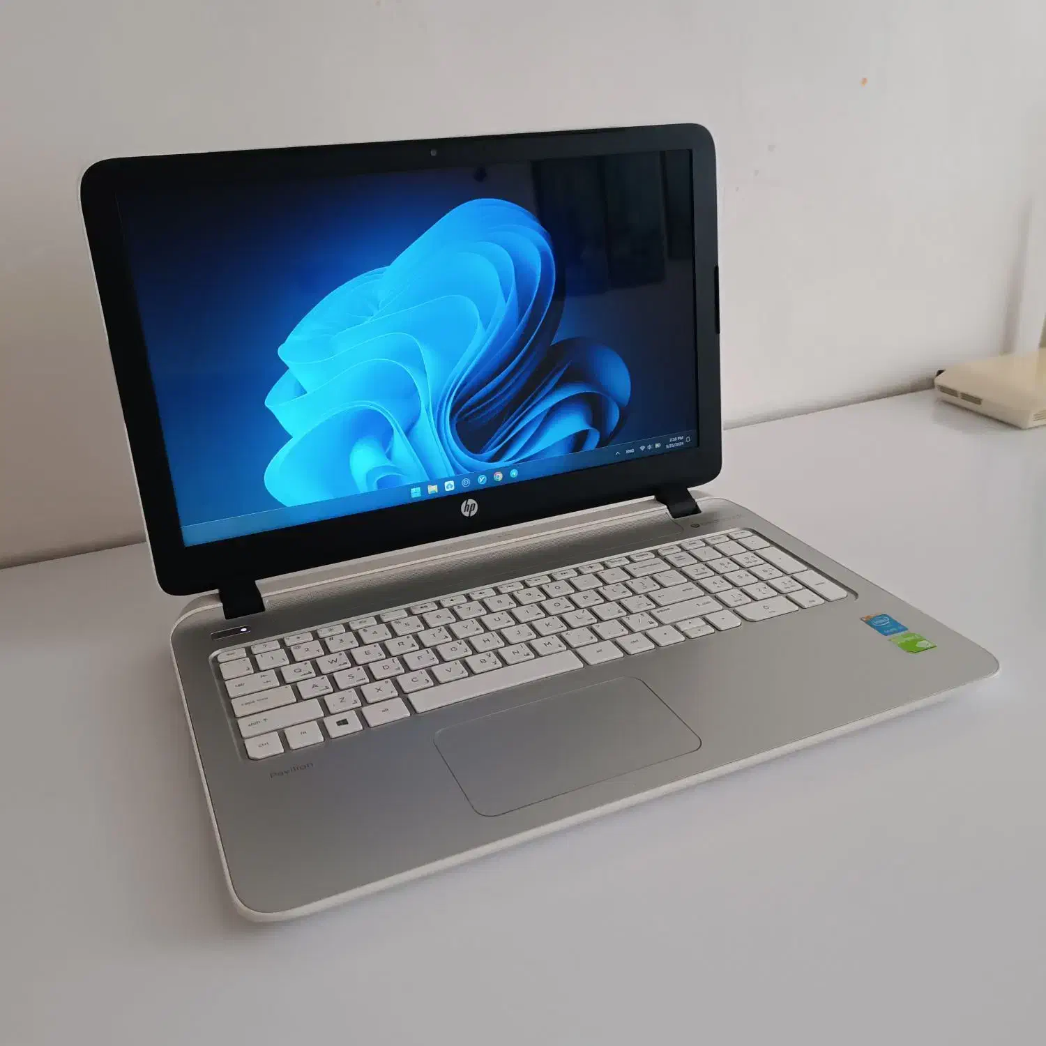 لپتاپ HP Pavilion 15 - گرافیک مجزا و 512GB ssd|رایانه همراه|نجفآباد, طالقانی|دیوار