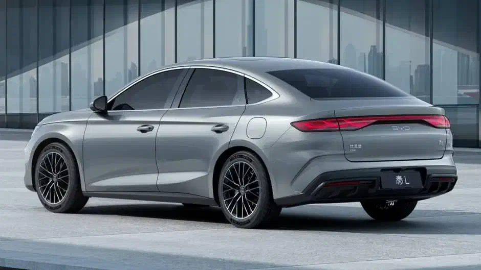 فروش بی وای دی (bYd) چین ال با آپشن جدید چشم خدا|خودرو سواری و وانت|شیراز, شهرک گلستان|دیوار