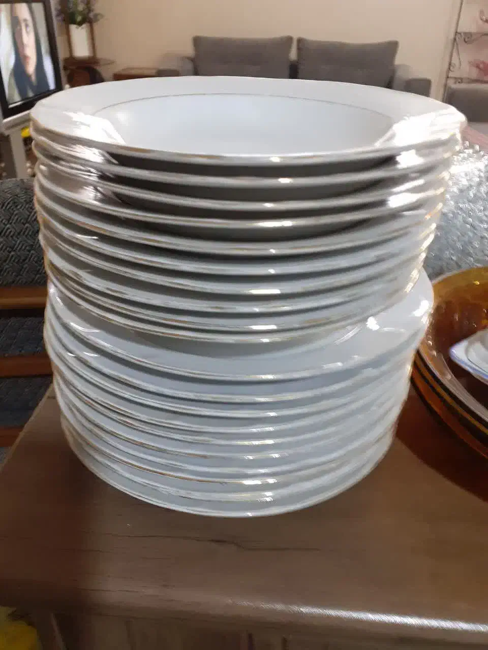 ظروف پرمصرف برای هرخانم خونه|ظروف سرو و پذیرایی|اصفهان, تیران|دیوار