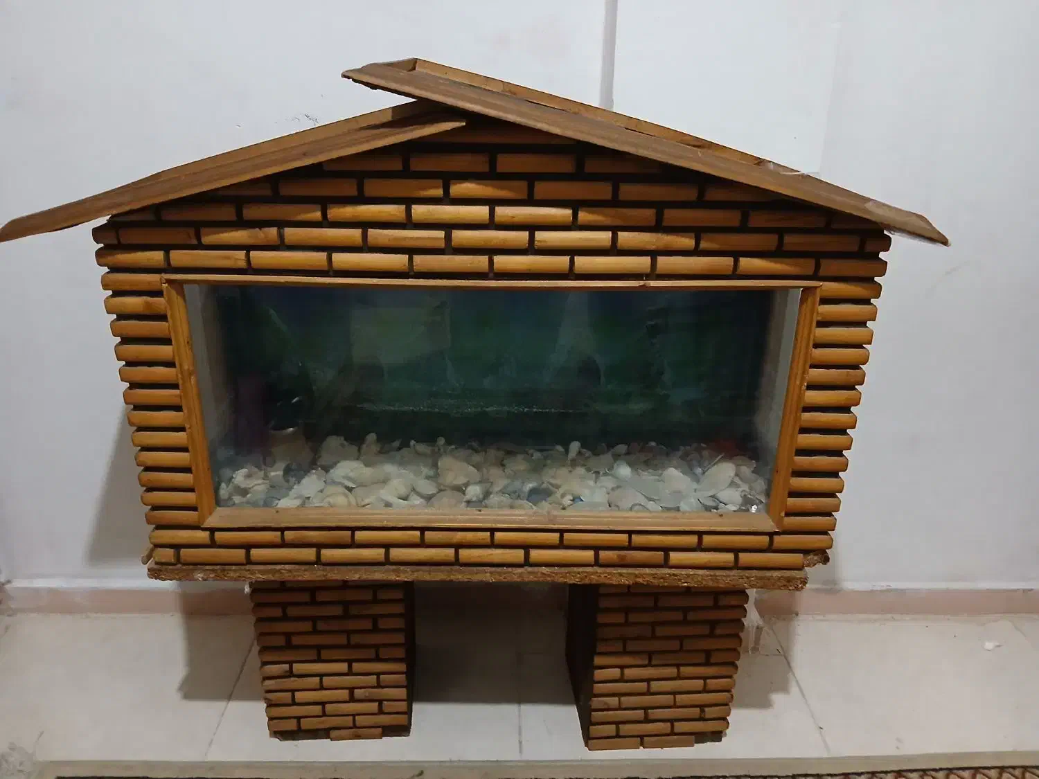 آکواریوم تزیینی|مجسمه، تندیس، ماکت|اهواز, کوی مهندسان|دیوار