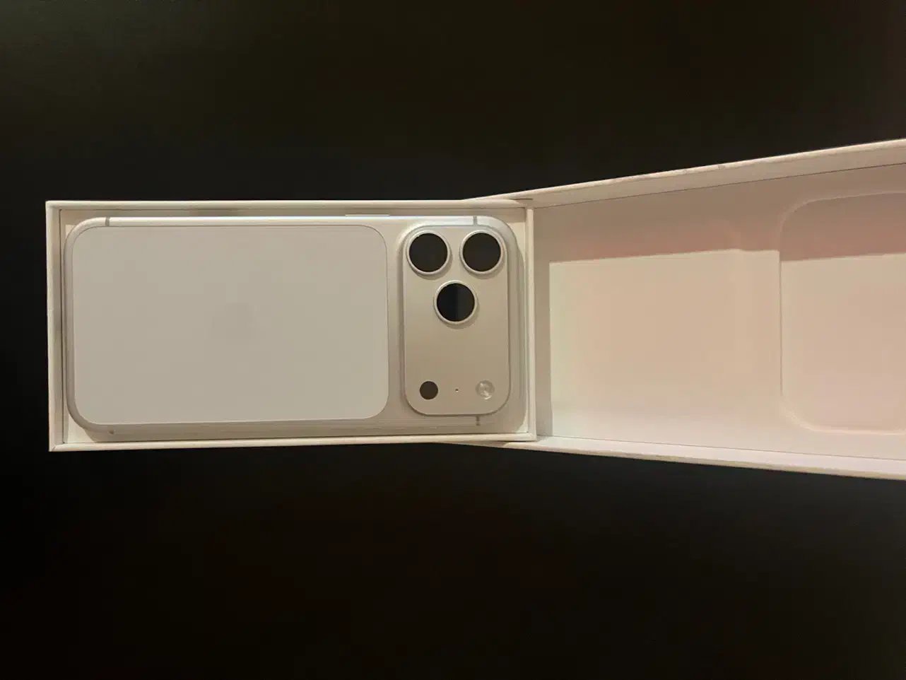 iPhone 17 pro max|موبایل|ملایر, |دیوار