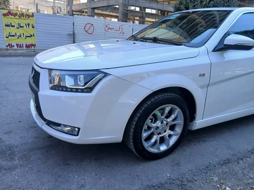 دنا پلاس توربو اتوماتیک مدل 1401 خشک|خودرو سواری و وانت|کرمانشاه, |دیوار