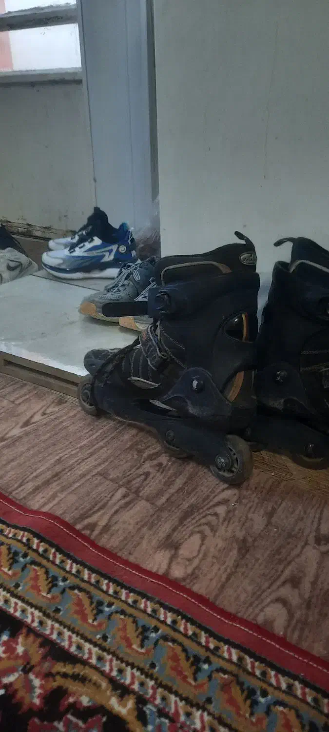 کفش اسکیت|دوچرخه، اسکیت، اسکوتر|گلبهار, شهر جدید گلبهار|دیوار