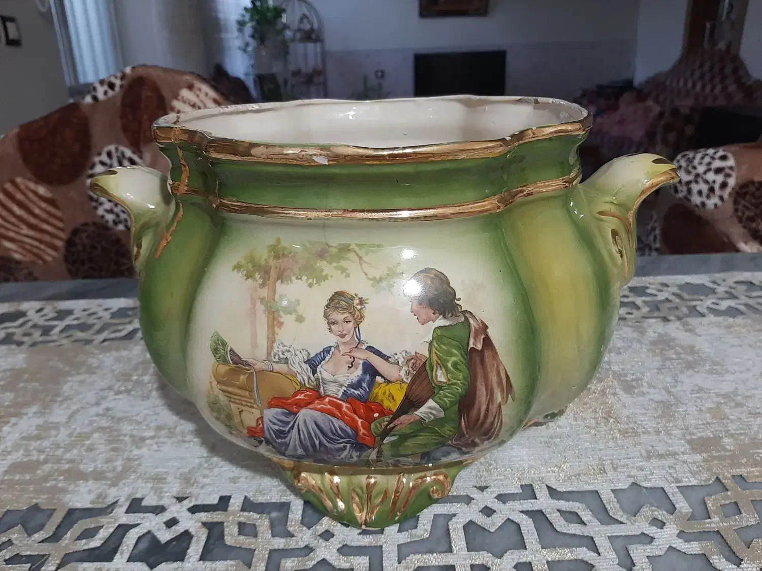 کاسه سرامیکی عتیقه|کلکسیون اشیاء عتیقه|ارومیه, |دیوار