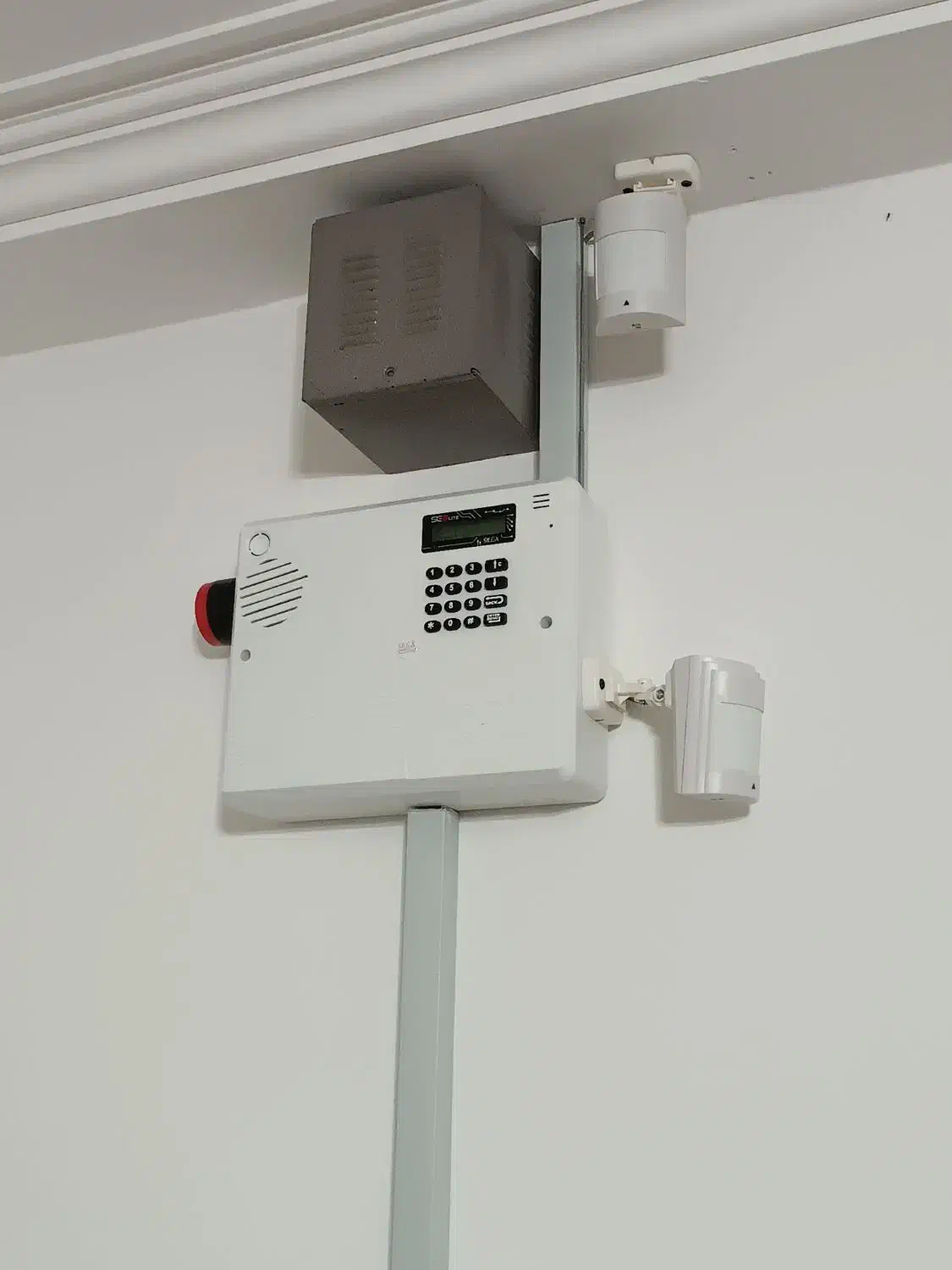 دوربین ،دزدگیر|خدمات پیشه و مهارت|صومعهسرا, |دیوار