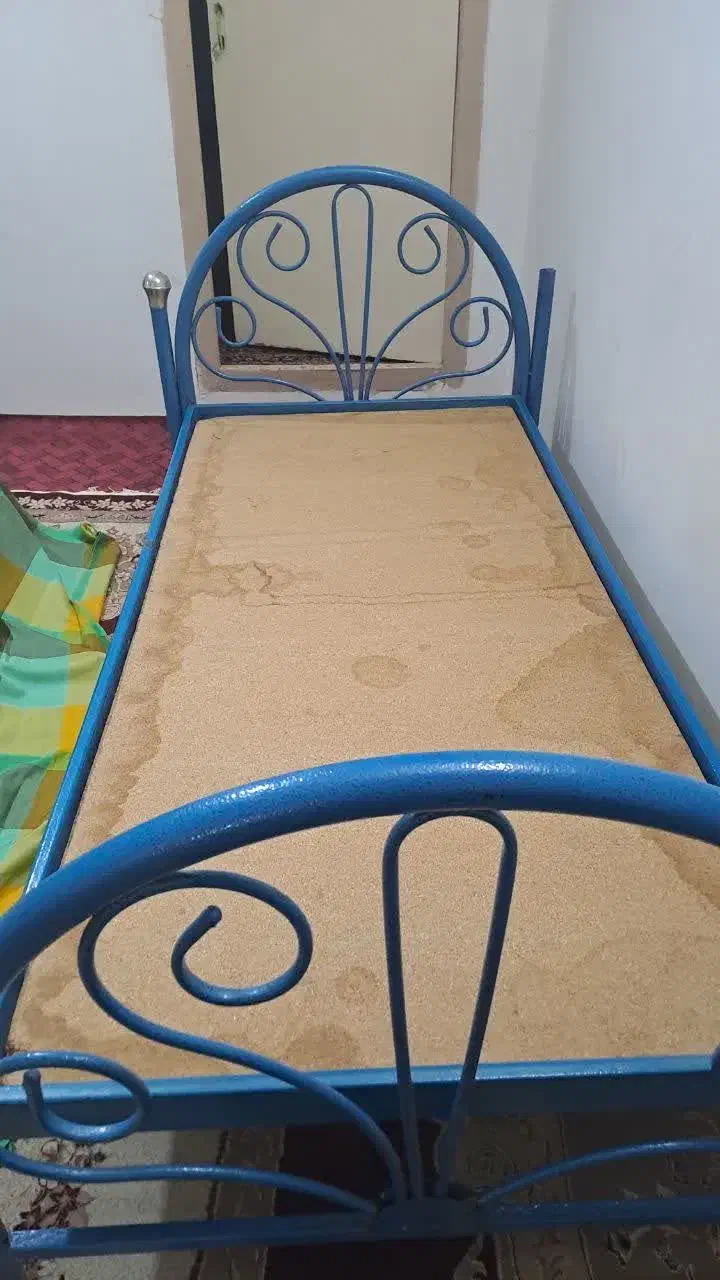 تخت|تخت و سرویس خواب|فاروج, |دیوار