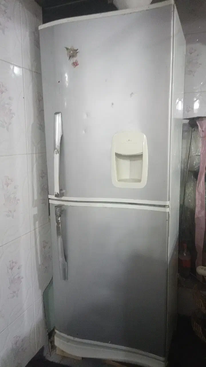 یخچال|یخچال و فریزر|گوآور, |دیوار