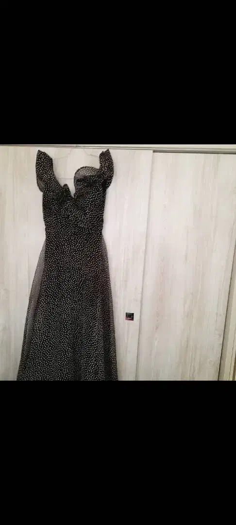 انواع لباس مشکی|لباس|بومهن, |دیوار