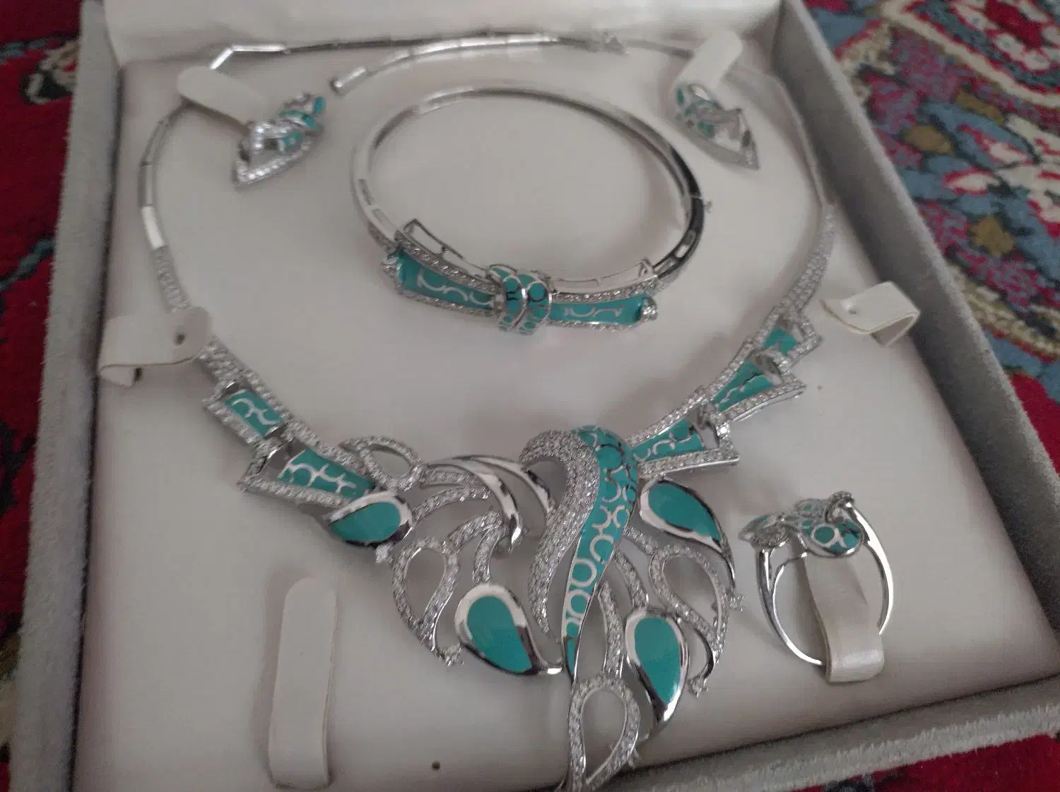 فروش سرویس طلا|جواهرات|گناباد, |دیوار