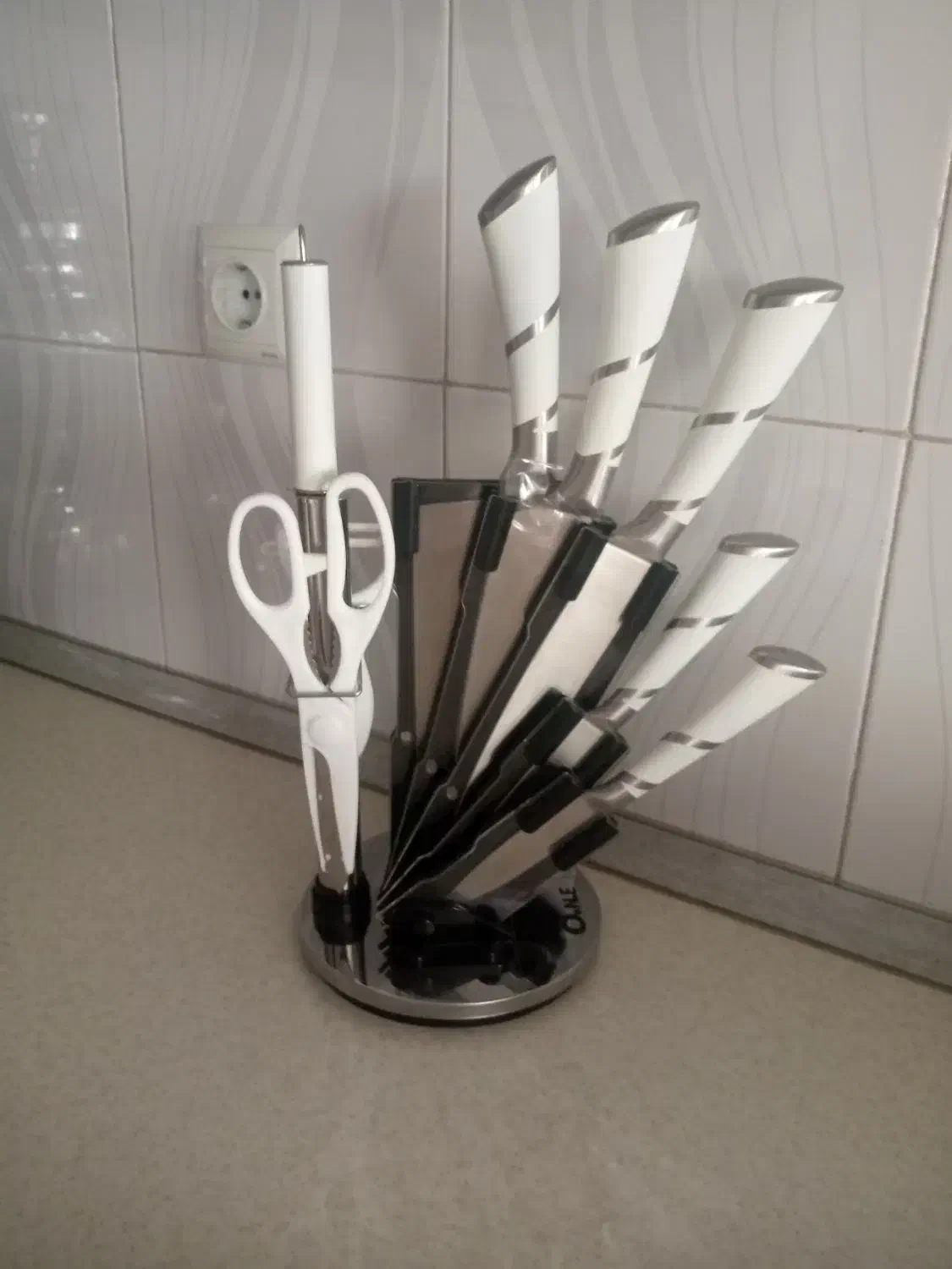 سرویس کفگیر و ملاقه و سرویس چاقو|ظروف پخت‌وپز|بیرجند, |دیوار