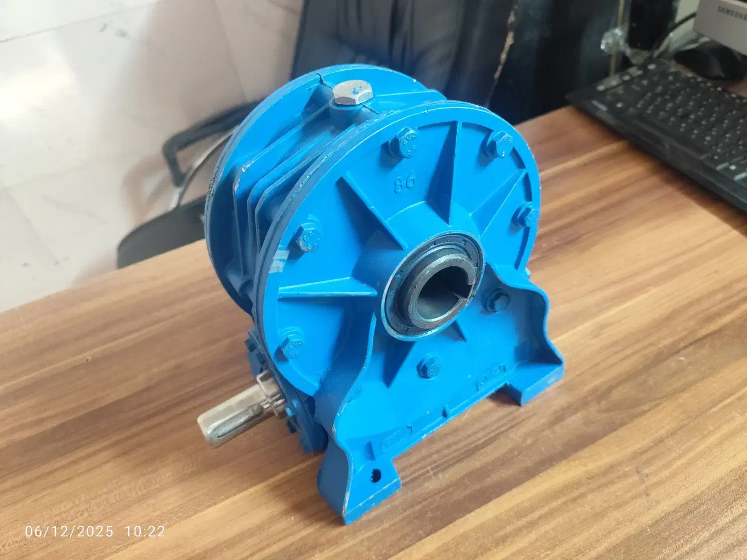 فروش گیربکس بالابر ساختمانی یکتا ۸۶|ماشین‌آلات صنعتی|کرج, کیانمهر|دیوار