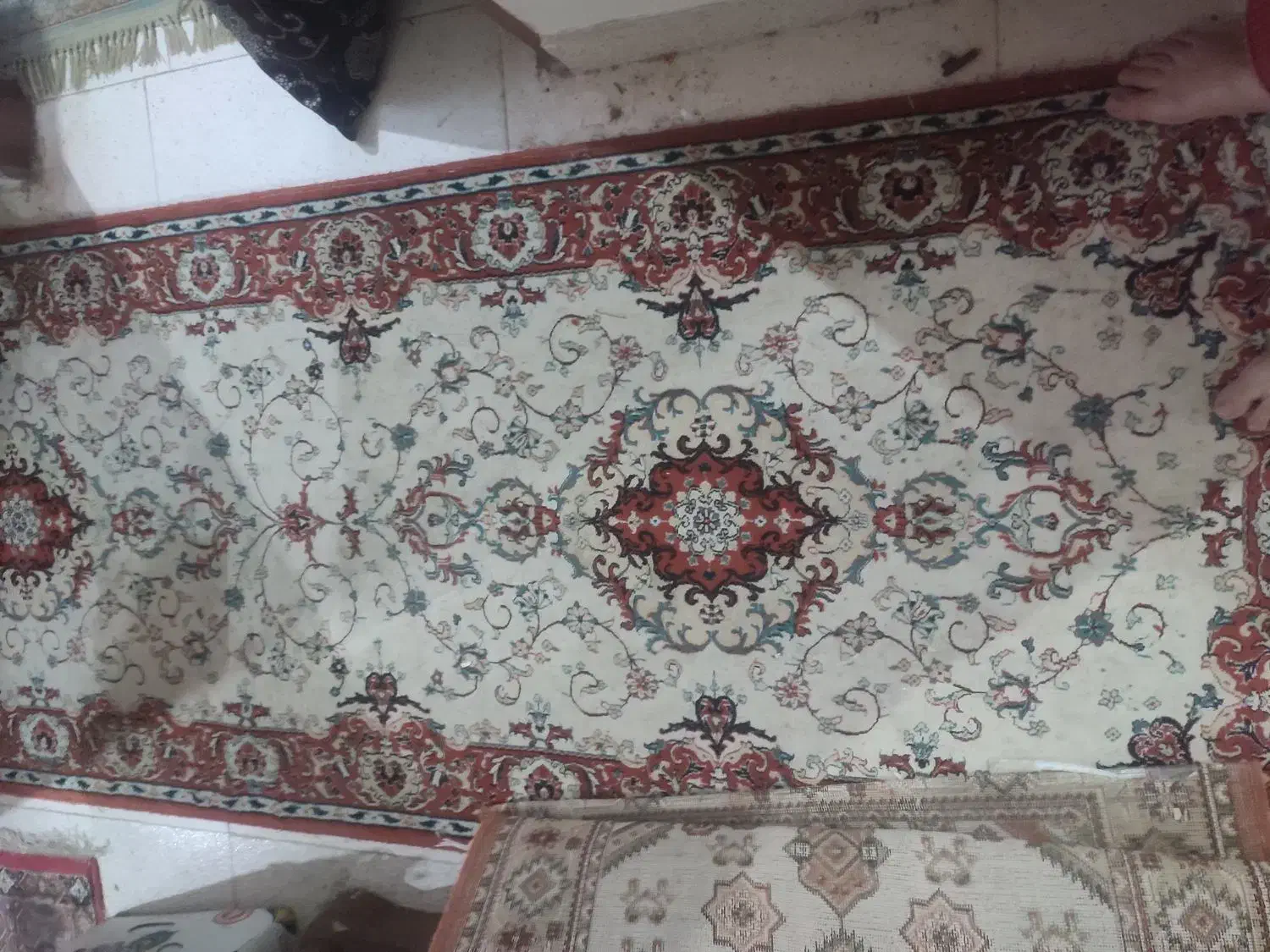 فرش ۱۲متری وکناره۴متری ست وباهم طرح دستباف|فرش|کرمانشاه, |دیوار