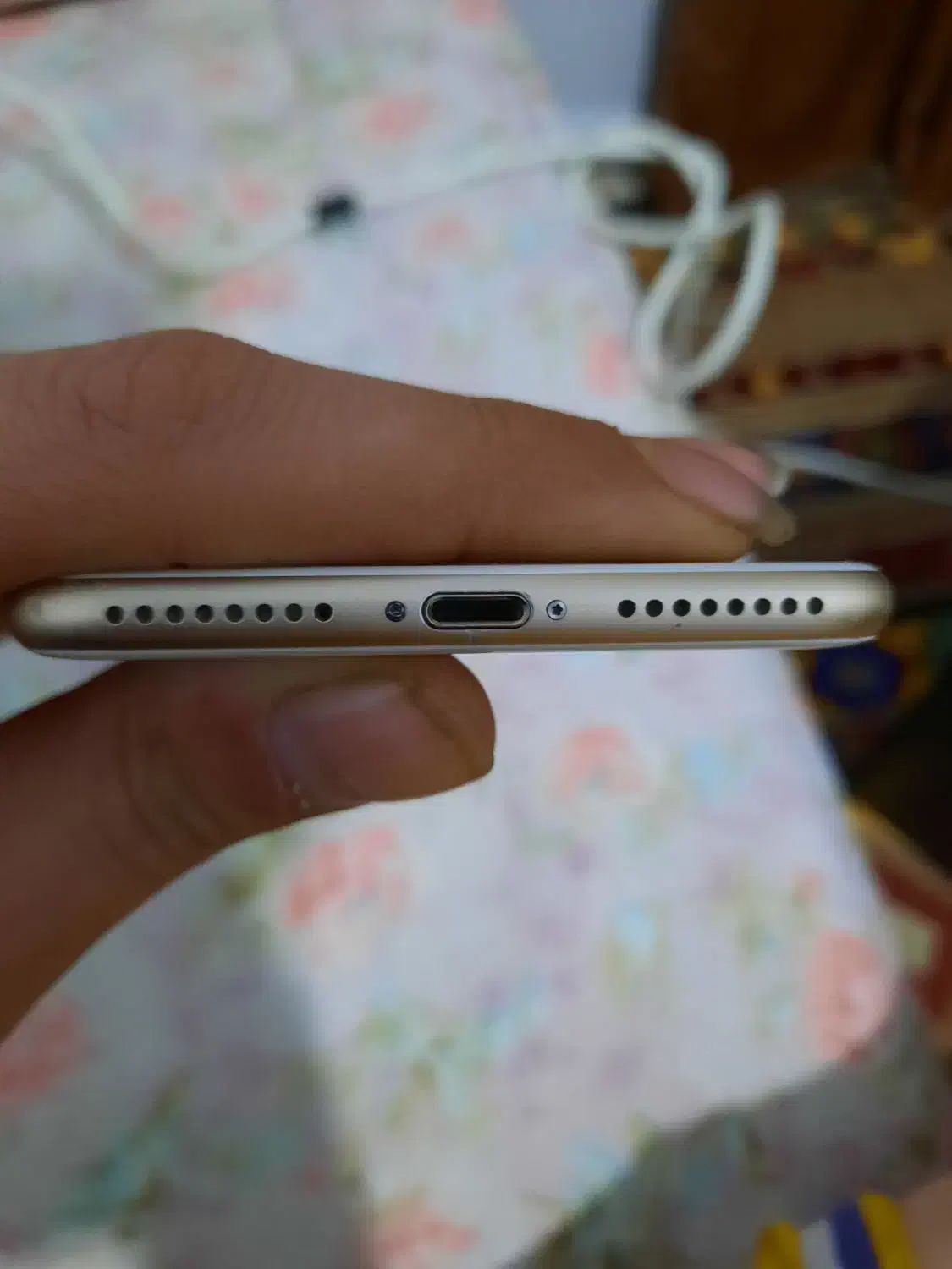 ایفون 7 پلاس|موبایل|اندیشه, اندیشه فاز ۴|دیوار