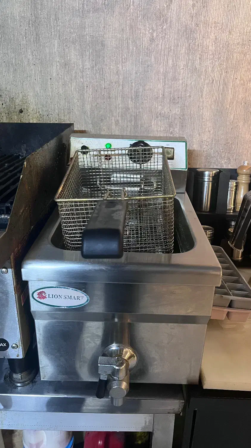 سرخ کن|کافیشاپ و رستوران|قم, پردیسان|دیوار