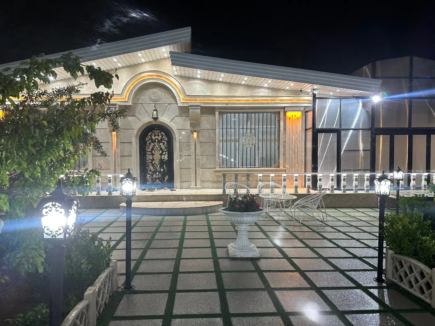 اجاره ویلا در باسمنج|اجارهٔ کوتاهمدت ویلا و باغ|باسمنج, |دیوار