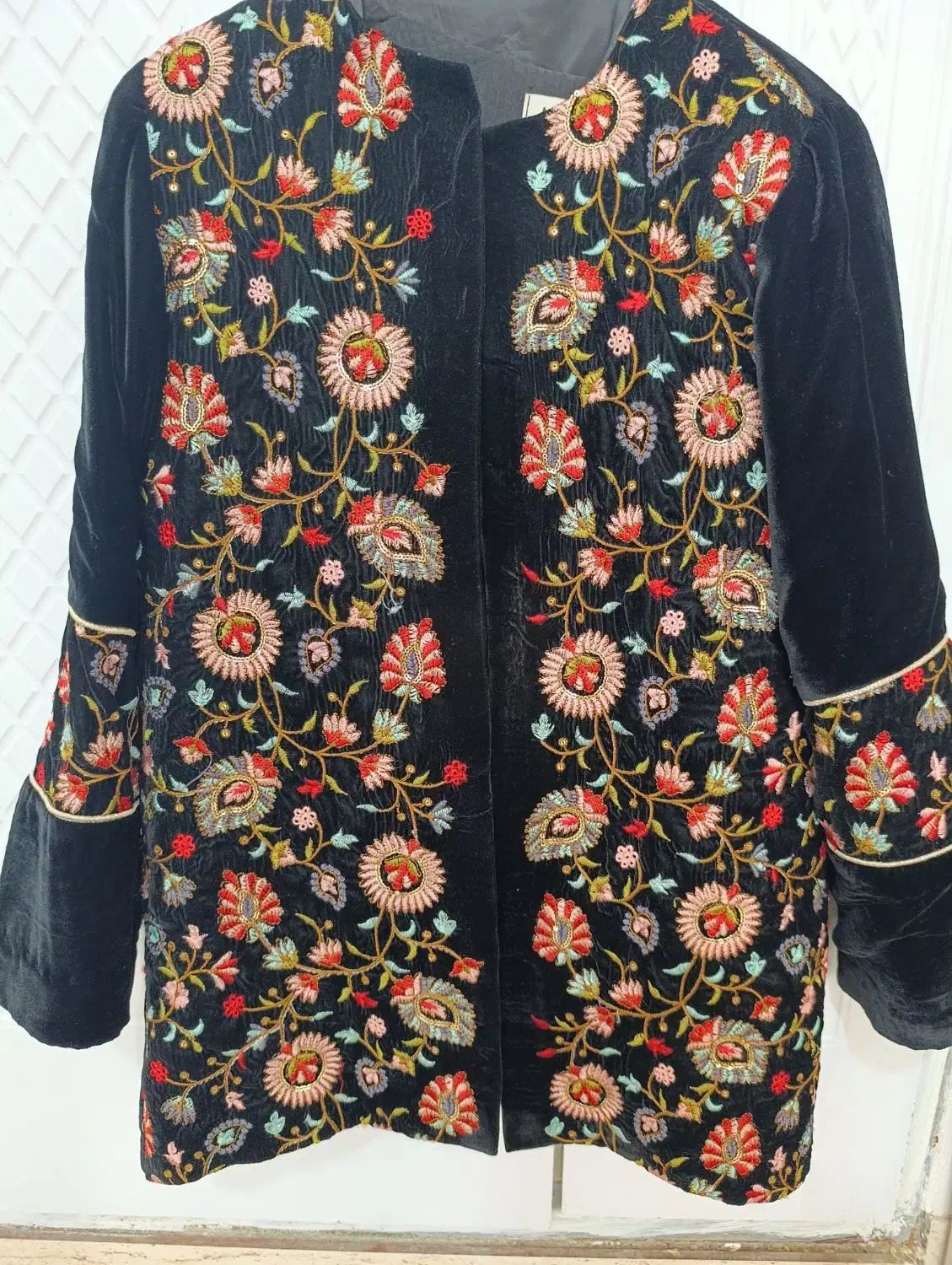 مانتو|لباس|خوشاب, |دیوار