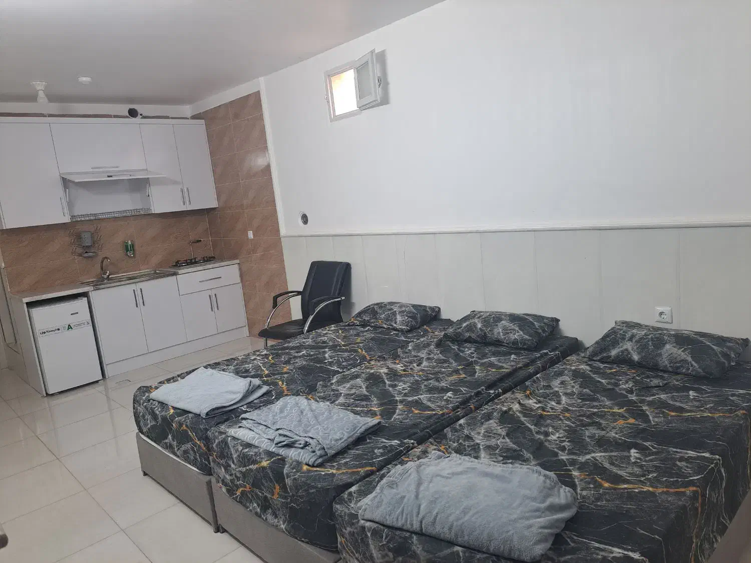 مسافرخانه و سوئیت امیرمهدی مسجد مقدس جمکران|اجارهٔ کوتاه‌مدت آپارتمان و سوئیت|قم, جمکران|دیوار