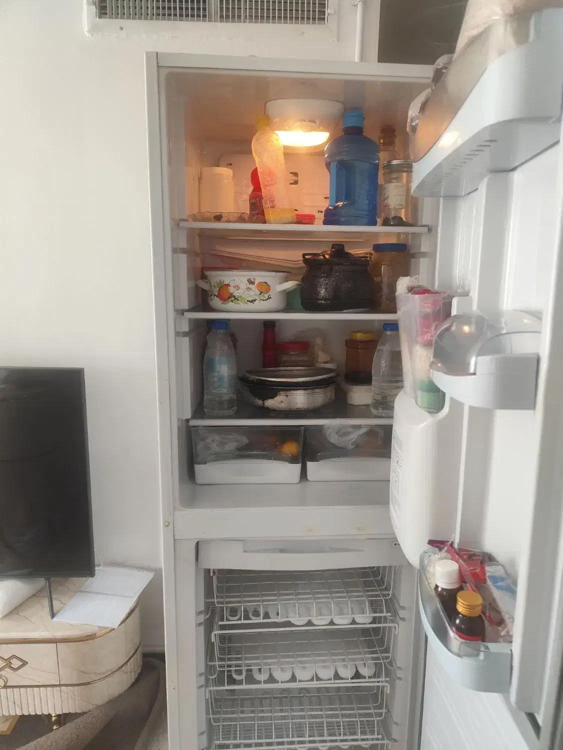 یخچال مارک سیلوان کاملاً سالم و تمیز در حد نو|یخچال و فریزر|هشتگرد, شهرک آفتاب|دیوار