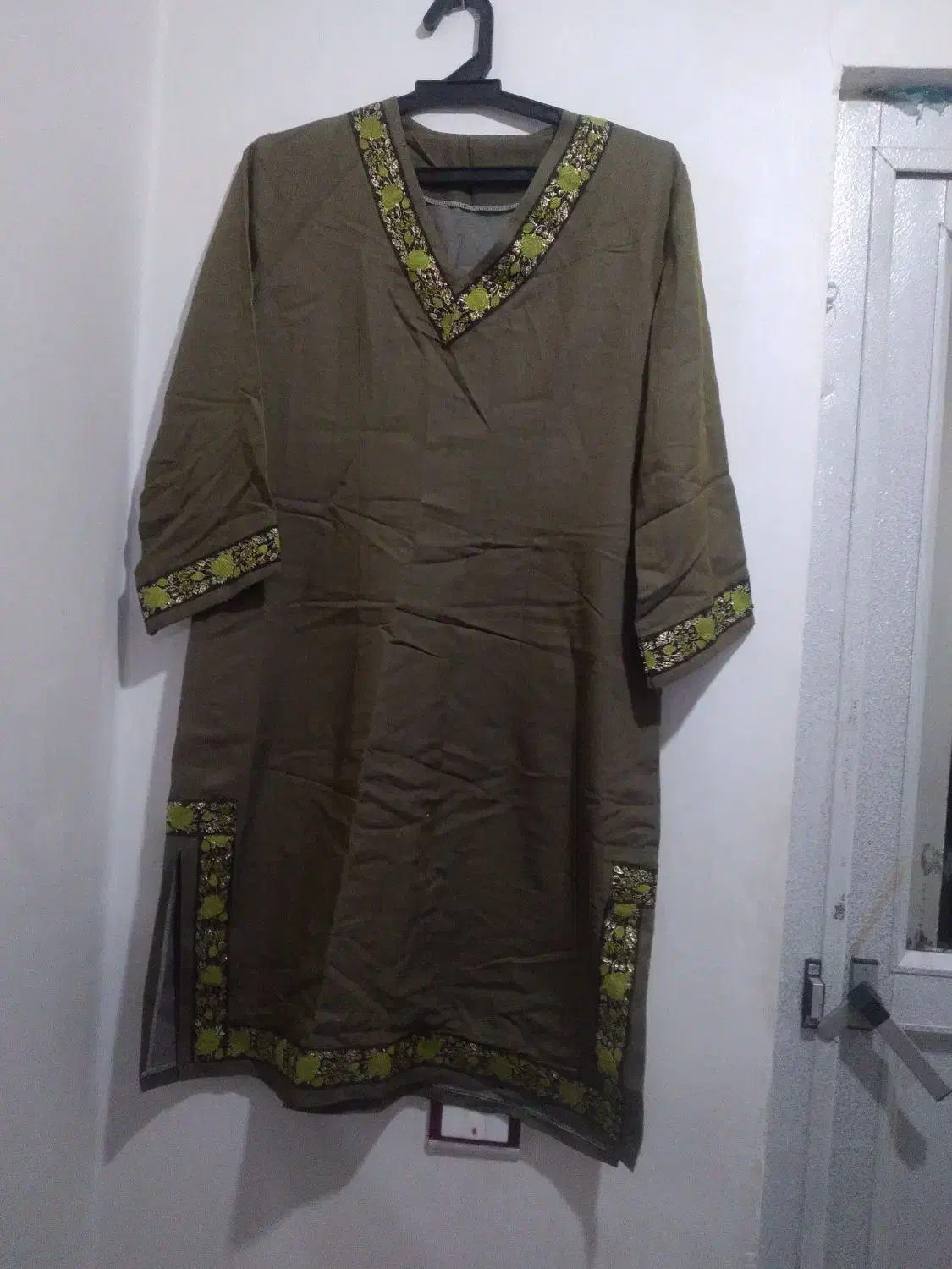 مانتو|لباس|نورآباد, |دیوار