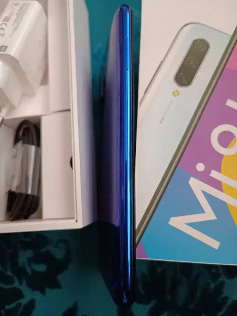 پرچمدار شیائومی Mi9Lit|موبایل|تهران, شیخ هادی|دیوار