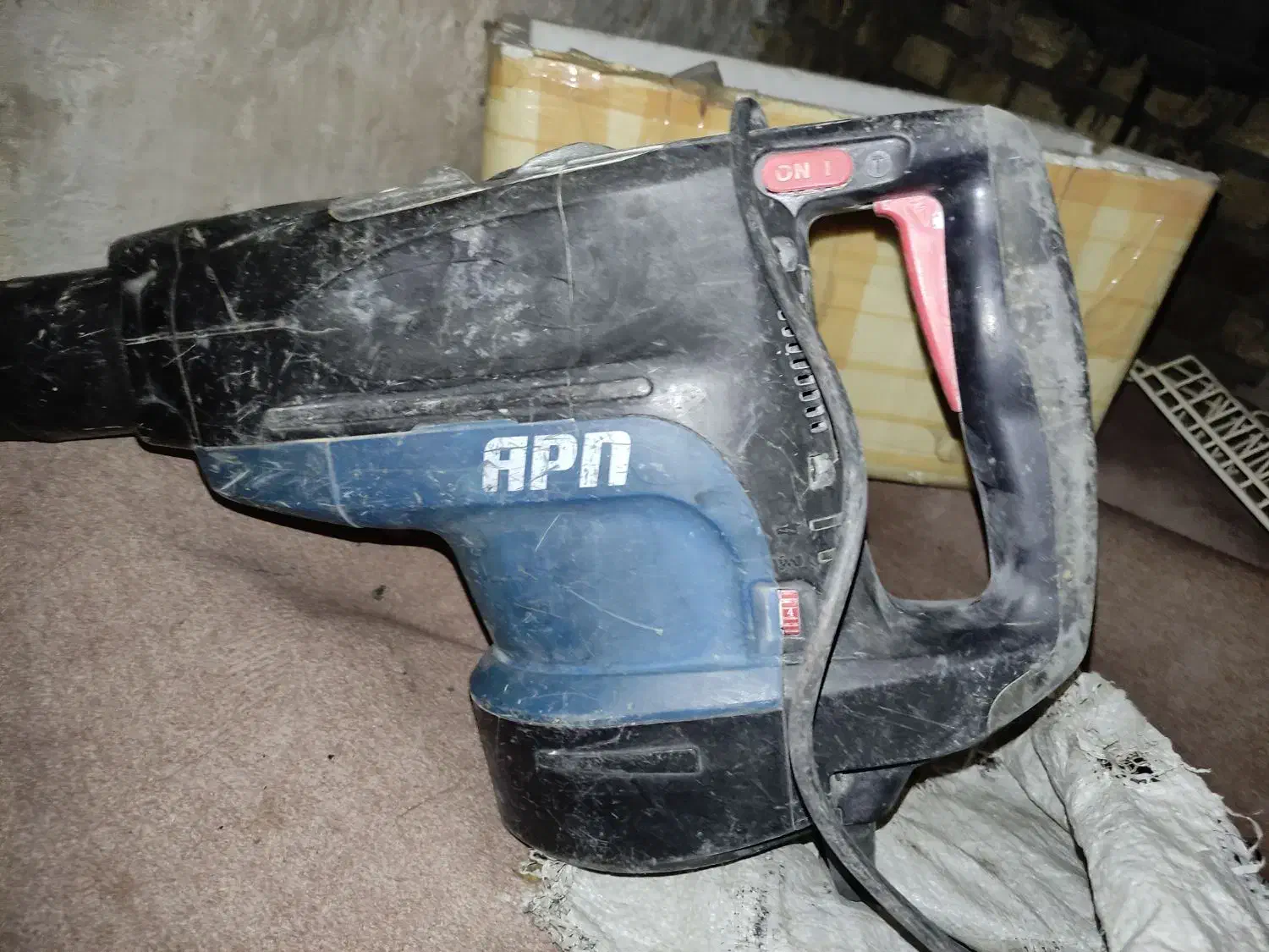 هیلتی|ابزارآلات|فلاورجان, |دیوار