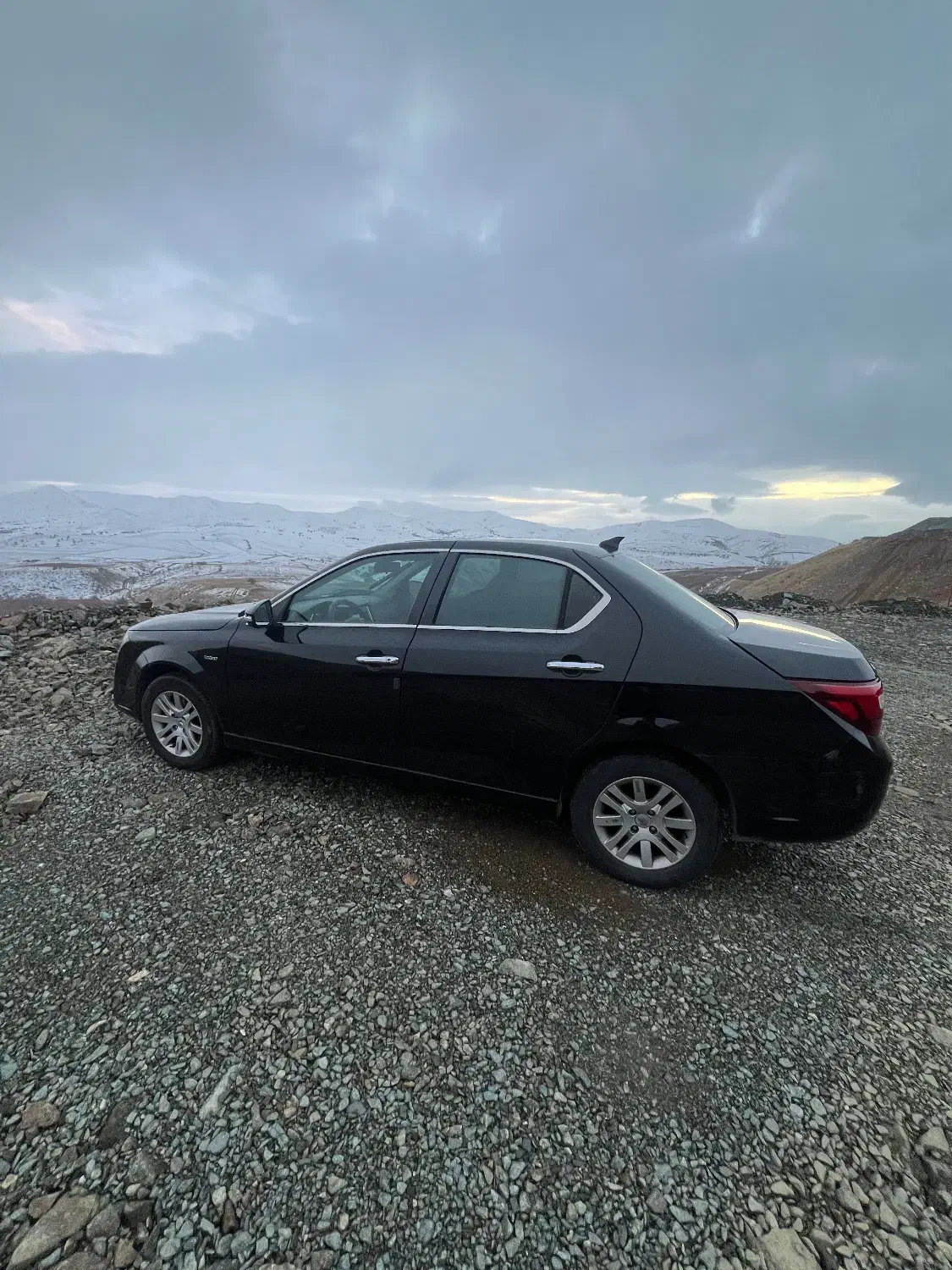 دنا پلاس ۹۷|خودرو سواری و وانت|سقز, |دیوار