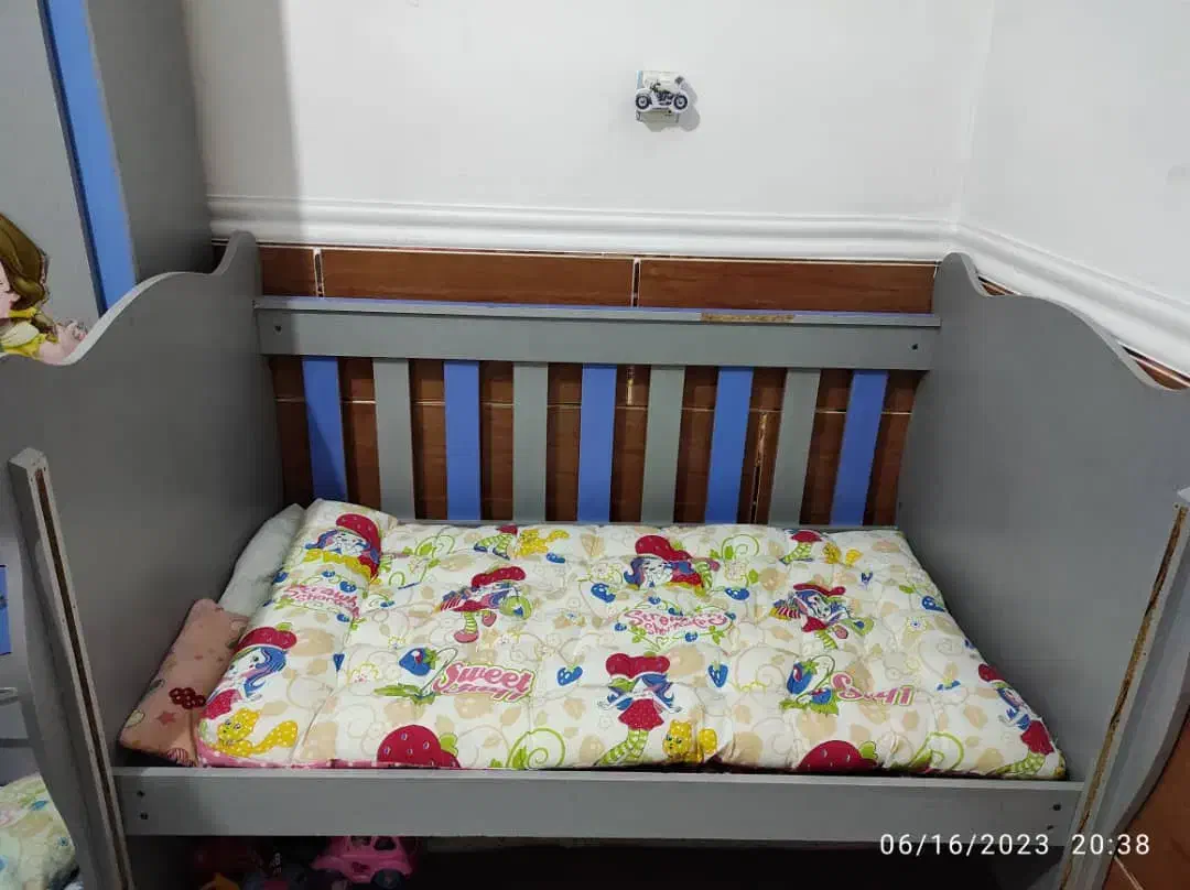 تخت و کمد کودک|تخت و سرویس خواب|شیراز, پشم شیشه|دیوار