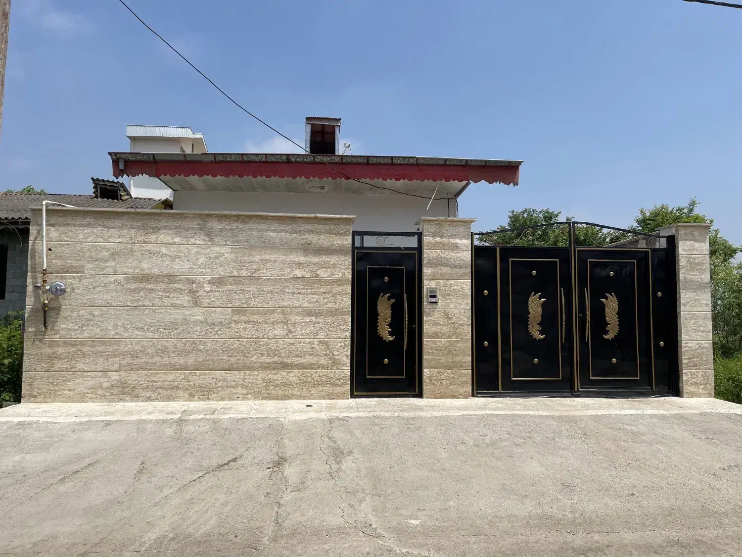 ویلای نقلی در شهرک بنیاد پیربازار|فروش خانه و ویلا|رشت, گلسار|دیوار