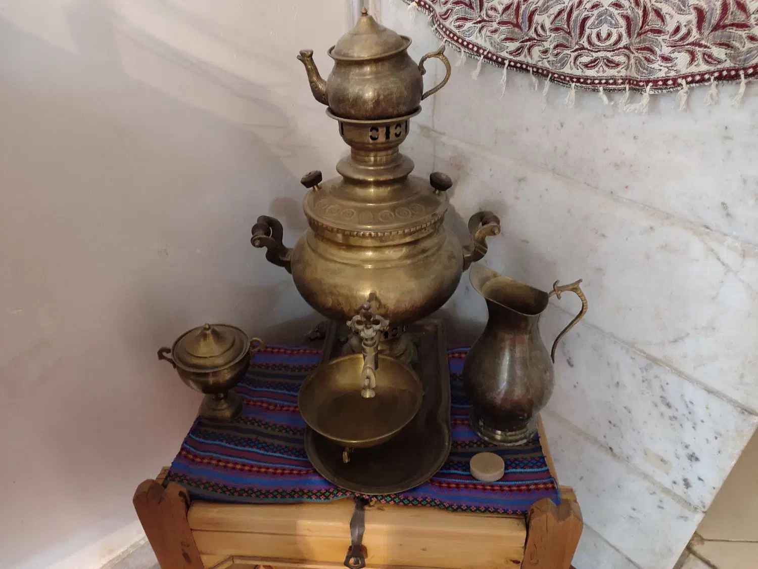 سماور برنجی قدیمی|کلکسیون اشیاء عتیقه|سبزوار, ولیعصر (نجار آباد)|دیوار