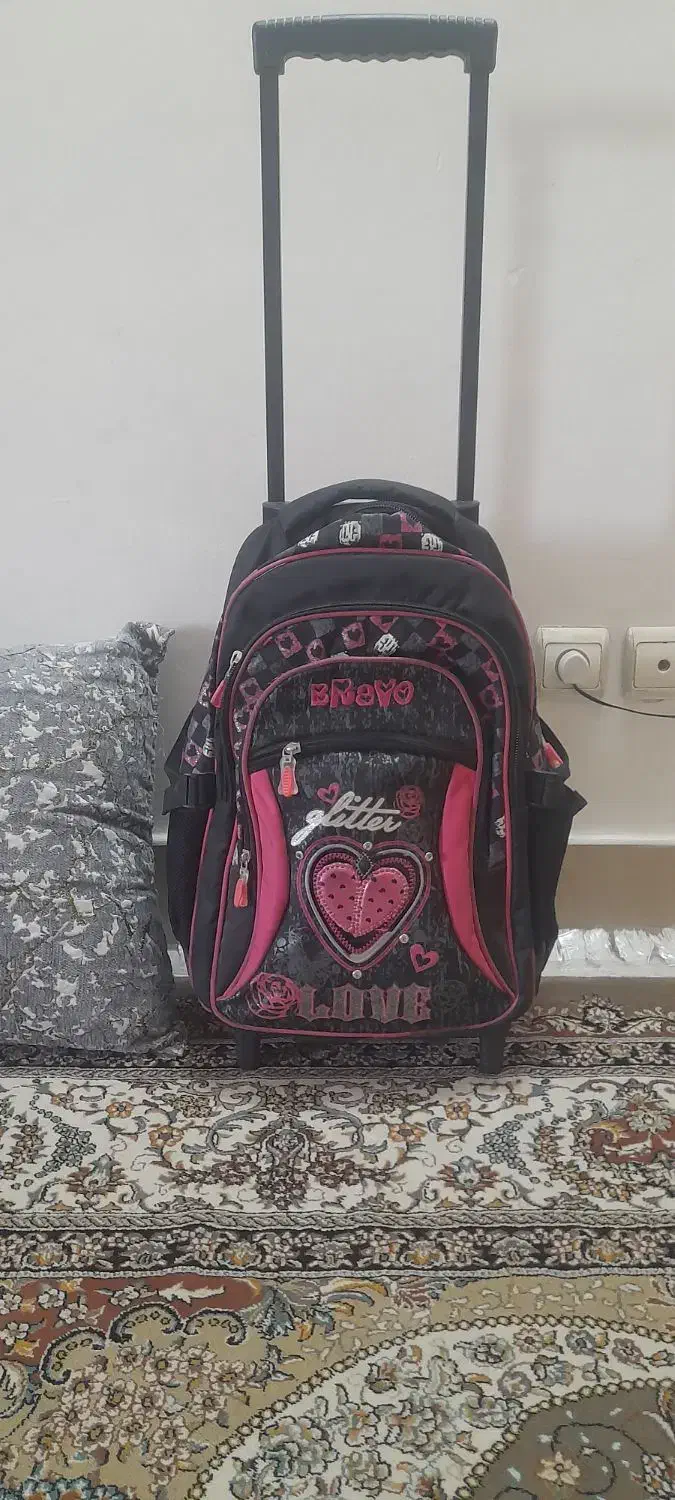 کیف مدرسه چرخ دار زیبا|اسباب و اثاث بچه|اصفهان, جوزدان الیادران|دیوار