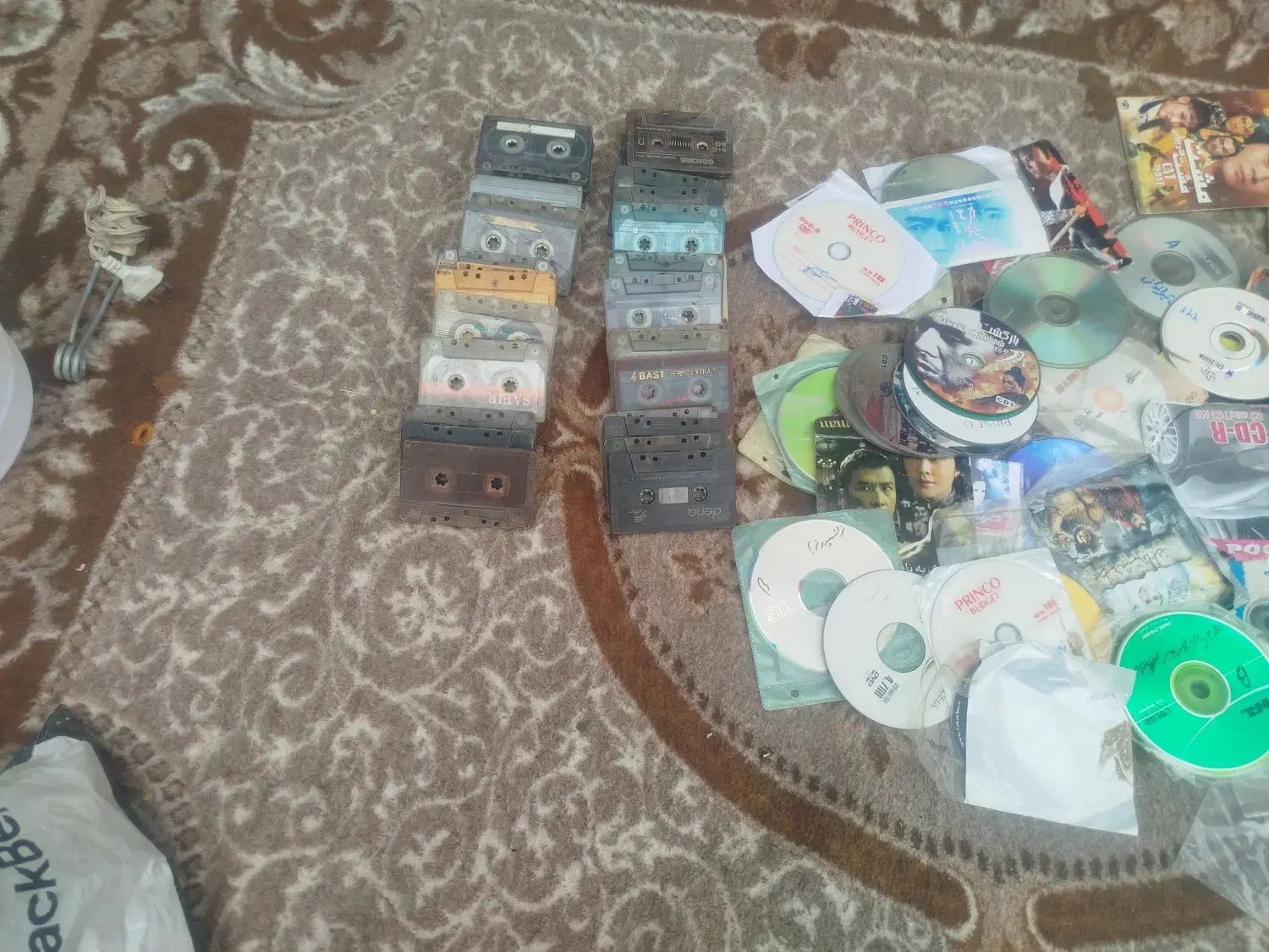 کلکسیون نوار|کلکسیون اشیاء عتیقه|مسجد سلیمان, |دیوار