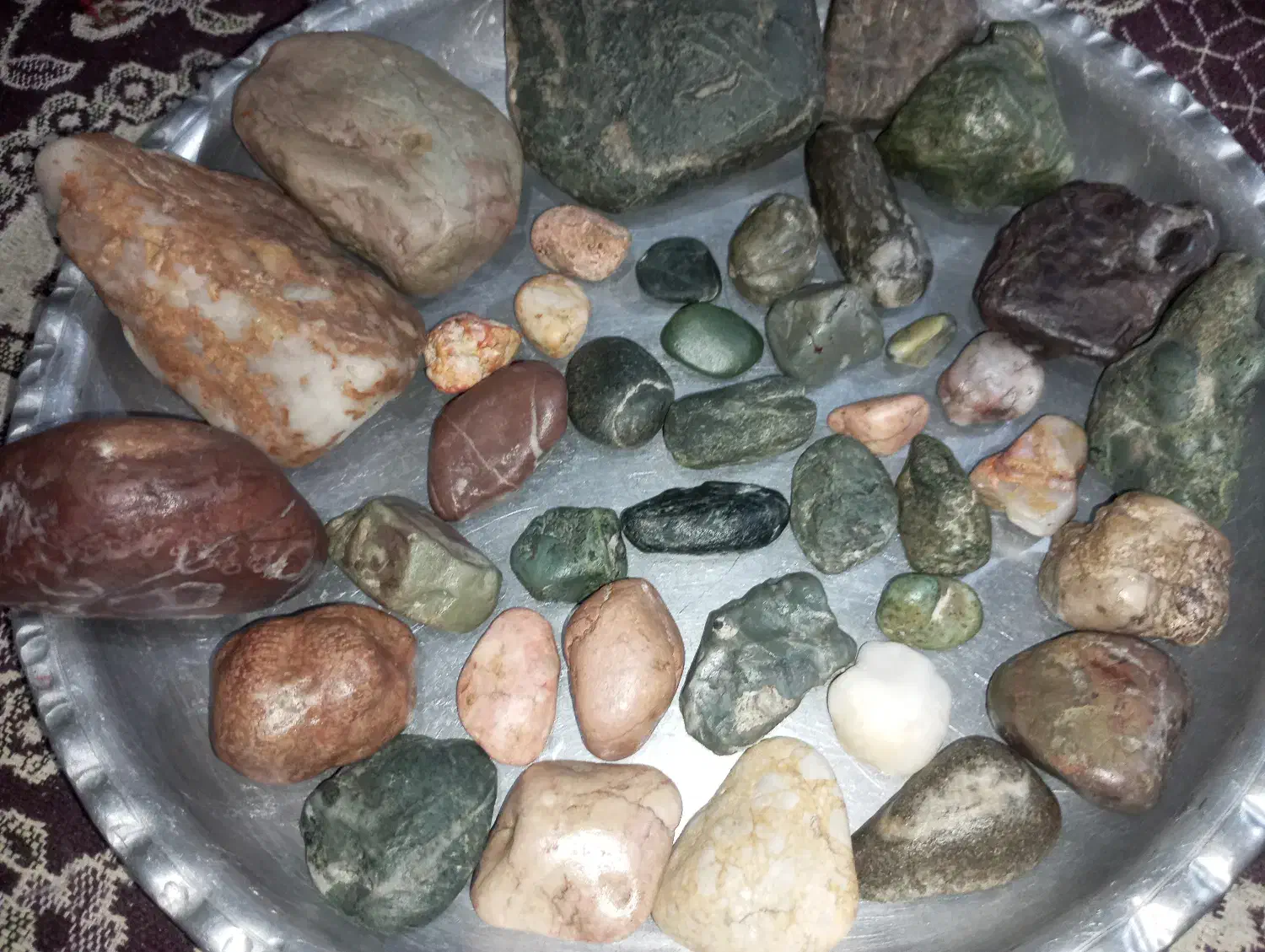 هر نوع سنگهای قیمتی داریم|جواهرات|میناب, |دیوار