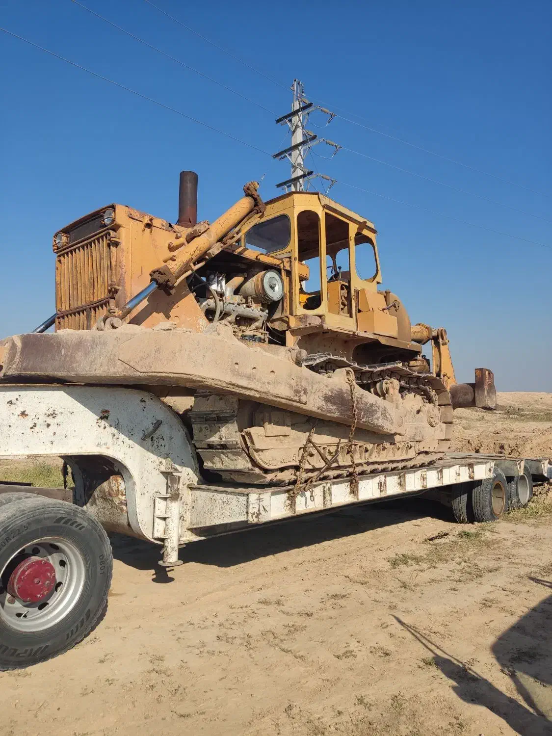 اجاره بلدوزر کوما تسو 155 و دی ۸ کاترپیلار|خدمات حمل و نقل|اهواز, شریعتی جنوبی|دیوار
