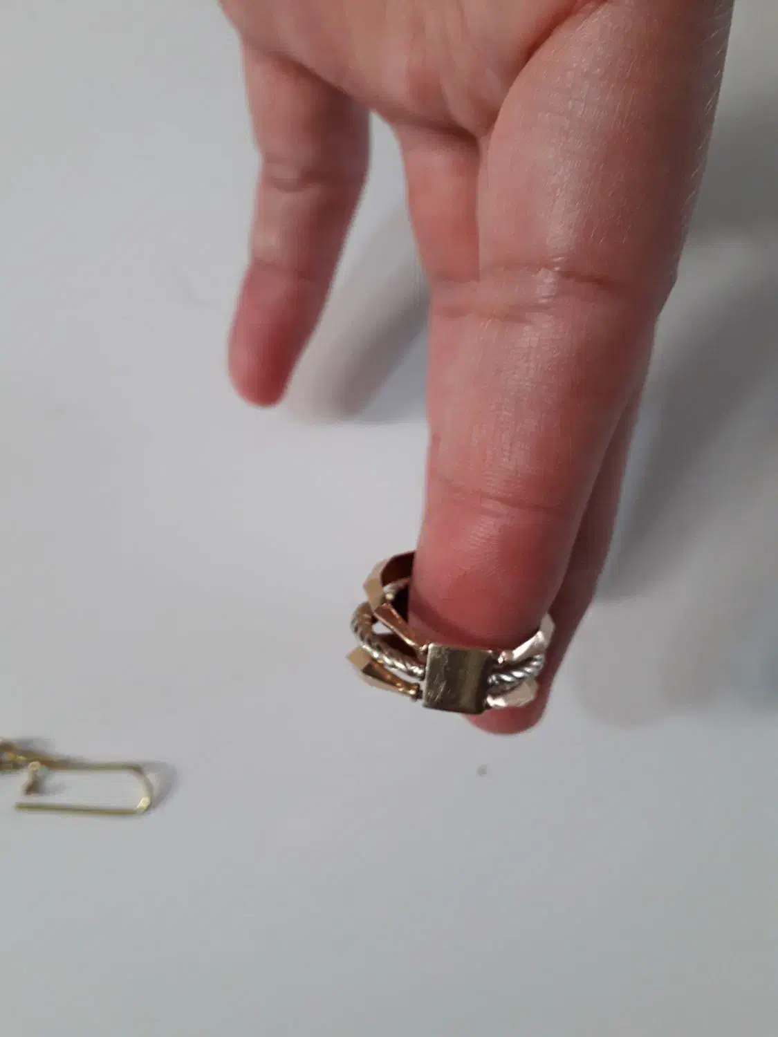 ۸ گرم طلا|جواهرات|دره شهر, |دیوار