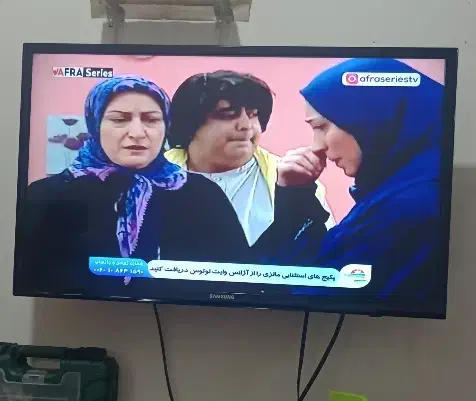 اول بخون ببین چی نوشتم|تلویزیون و پروژکتور|رشت, سلیمانداراب|دیوار