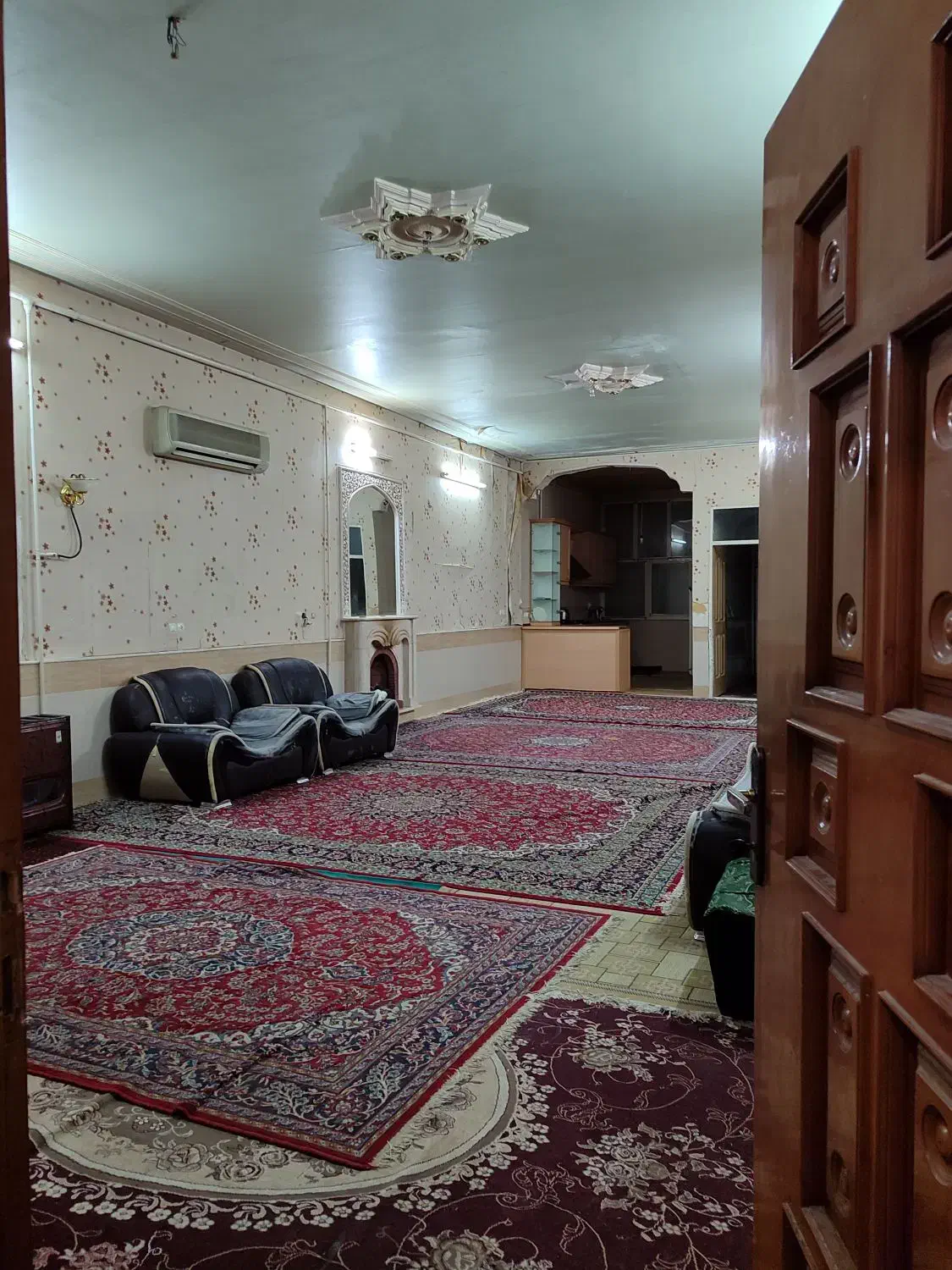 منزل بزرگ برای خانواده‌های بالای ۱۰ نفر|اجارهٔ کوتاه‌مدت آپارتمان و سوئیت|قم, قم نو|دیوار