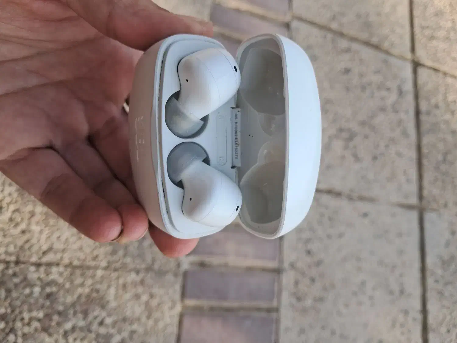 ایرپاد جی بی ال کیفیت بالا|لوازم جانبی موبایل و تبلت|شیراز, قلات|دیوار