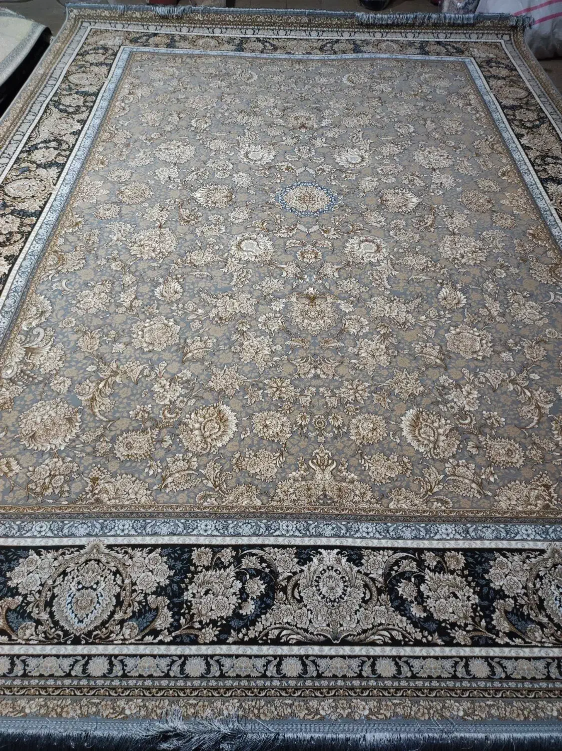 فرش 12 متری/ 1200 شانه/تمام نخ/ ارسال همدان|فرش|همدان, |دیوار