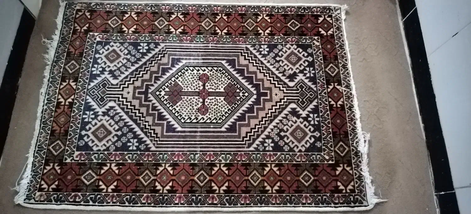 قالیچه یا دم دری دست بافت|فرش|مشهد, شهید قربانی|دیوار